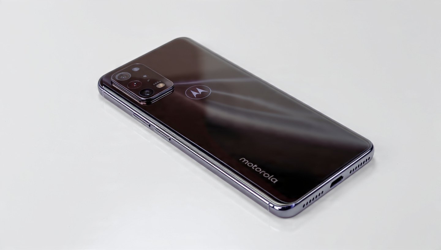 Motorola Launched – 5G Smartphone with Premium Design, 8GB RAM and DSLR-Like Camera